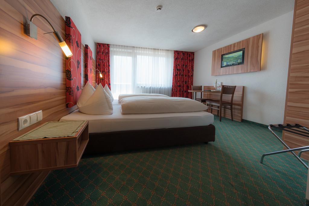 Gasthof Pension Alpenblick Radfeld Exterior foto